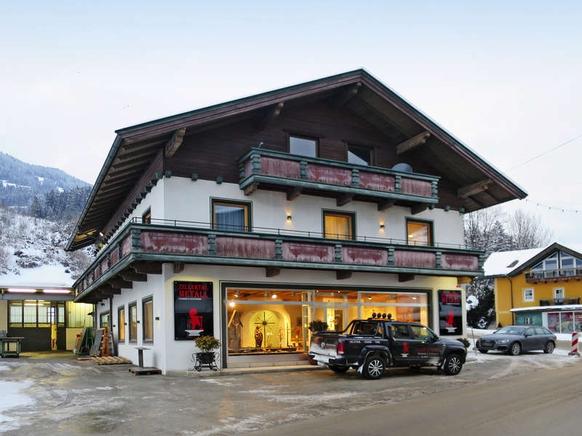 Zillertal Ferienwohnung für 11 Personen in Fügen im Zillertal
